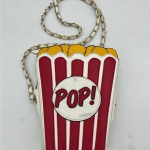 Nila Anthony Pop art novelty purse/crossbody bag popcorn